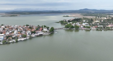Tarihi ve doğasıyla Gölyazı turistleri bekliyor