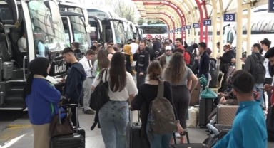 Terminalde 9 günlük tatil yoğunluğu başladı