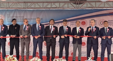 Ürün ve El Sanatları Fuarı Bakan Yardımcısının katılımıyla açıldı