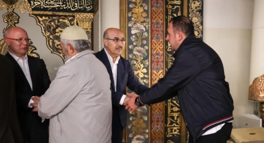 Vali Demirtaş, Bursalılarla bayramlaştı