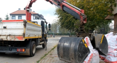 1 yılda 29 bin ton moloz evlerden toplandı