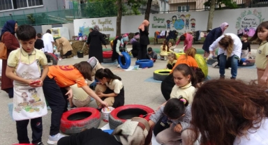 100 anne buluştu, çocuklarının okulunu güzelleştirdi