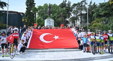 19 Mayıs coşkusu kortej yürüyüşüyle başladı