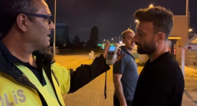 Alkolmetreyi görünce dili tutuldu
