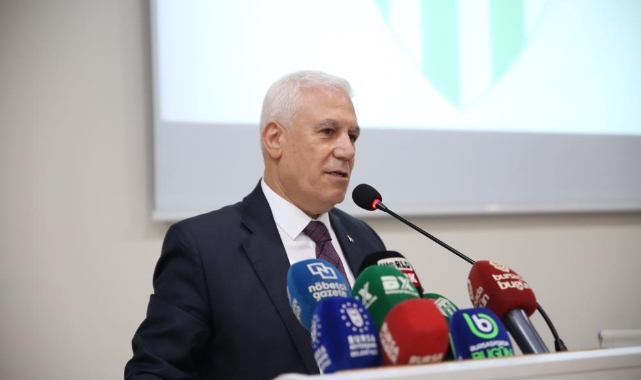 Başkan Bozbey, “Yeni bir sistemle Bursaspor’u ayağa kaldırmalıyız”