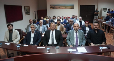 Başkan Usta,İznik Gölü'nü koruma derneğinde konuştu