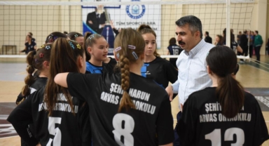 Başkan Yılmaz'dan sporculara ziyaret