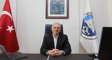 Belediye Başkanı'ndan satılık Makam aracı