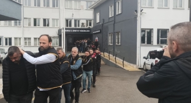 Bursa'da tefeci çetesine darbe!