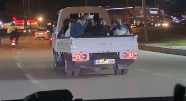 Bursa'da tehlikeli yolculuk kamerada