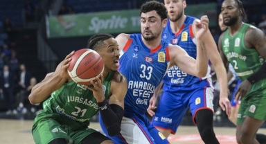 Bursaspor, Anadolu Efes'i yendi!