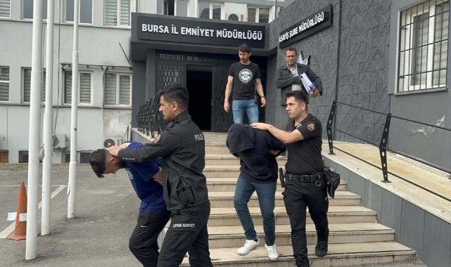 Dolandırıcı çete üyeleri tutuklandı