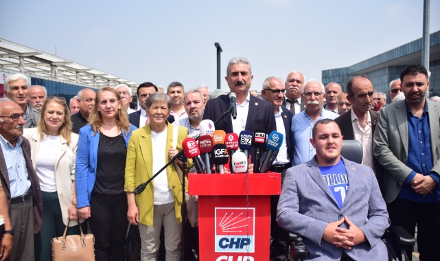 ''Emekliler lütuf değil hakkını istiyor''