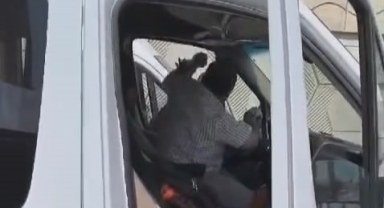 İnegöl'de dolmuş şoförlerinin kavgası kamerada