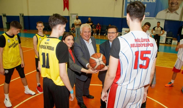 Kardeş kent takımları Nilüfer Spor Şenlikleri’nde
