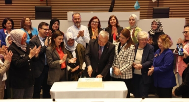 Mahalle kadın derneklerinden Özdemir’e ziyaret