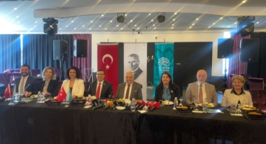 Nilüfer'de Başkan Özdemir gazetecilerle buluştu