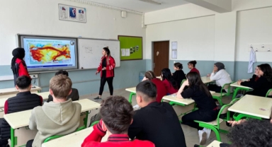 Öğrencilere doğal afet eğitimi