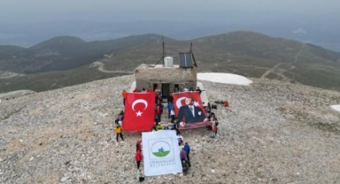 Osmangazili dağcılar Uludağ’ın zirvesinde