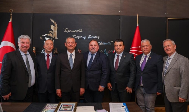 Özgür Özel'den Balkan Rumeli Türkleri'ne destek sözü