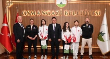 Şampiyon sporculardan Başkan Aydın’a ziyaret