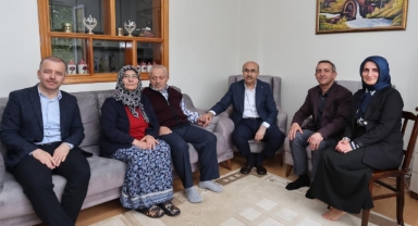 Vali Demirtaş’tan şehit annelerine ziyaret
