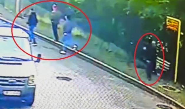 Yaşlı adamın parasını “tantanacılık” yöntemiyle çaldılar