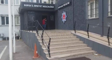 25 yıl hapis cezasıyla aranıyordu, yakalandı