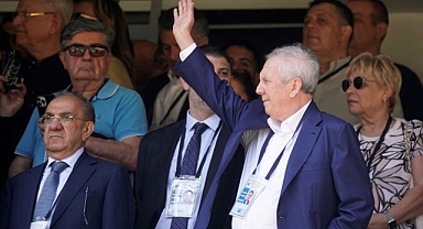Aziz Yıldırım, kongreyi terk etti