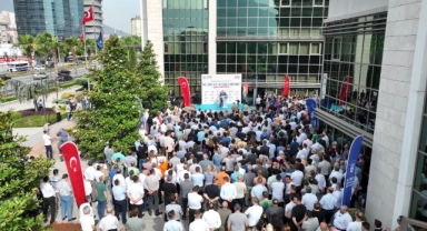 Başkan Bozbey, Büyükşehir ailesiyle bayramlaştı