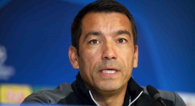 Beşiktaş Giovanni van Bronckhorst'u açıkladı!