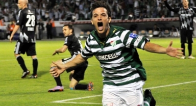 Bursaspor'un efsanesi takımın başına geçti