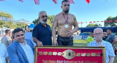 Kabulbaba Güreşleri'nde ‘Zeybek' havası