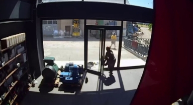Kendi dükkanıymış gibi girdi çıktı