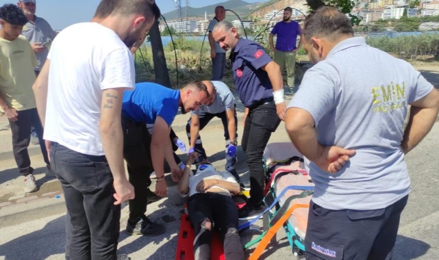 Motosiklet sürücüsü metrelerce sürüklendi