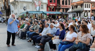 Nazım Hikmet Mudanya’da şiir ve şarkılarla anıldı