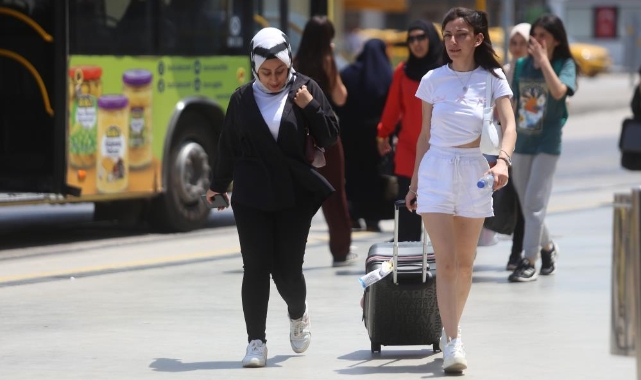 Otogar'da bayram yoğunluğu başladı