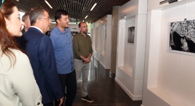 Şehrin sessiz tanıklarını fotoğraflara taşıdı