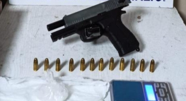 Suç makinelerinin uyuşturucu partisine polis baskını: 8 gözaltı