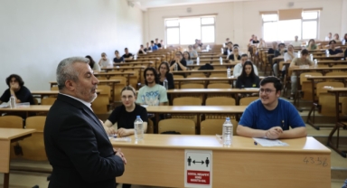 YKS'nin ilk oturumu sona erdi