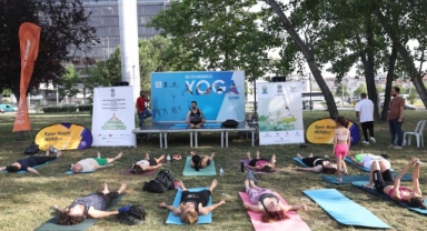 Yoga Günü’nü birlikte kutladılar