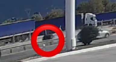 2 kişinin öldüğü feci kaza kamerada