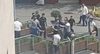 Adliye çıkışı taraflar birbirine girdi : 8 gözaltı