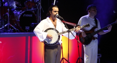 Bursa festivalinde ‘Dedublüman’ rüzgarı