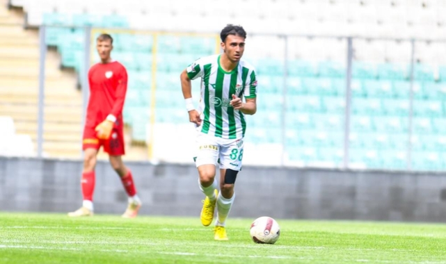 Bursaspor'dan ayrılan Yiğit Fidan, Süper Lig yolunda