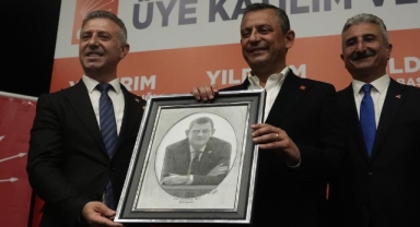 CHP lideri Özel: 'Anketlerde en az 4.5 puan öndeyiz'