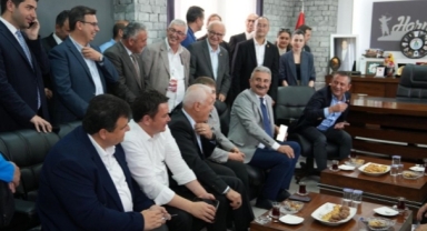 CHP lideri Özgür Özel Harmancık'ta!