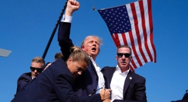 ABD eski BaşkanıTrump'a mitingde suikast girişimi