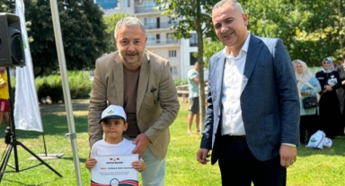 Genç yüzücüler sertifikalarını aldı
