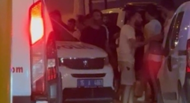 Husumetli kişiler arasında çıkan kavgayı polis ayırdı